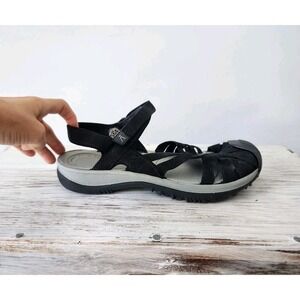 Keen Rose hiking sandals Women's  closed toe Black Size 11